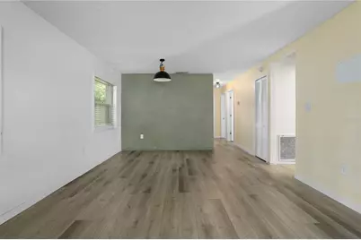 2412 Grandview Avenue, Sanford, FL 32771 - Photo 4