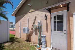 6317 Frost Dr, Tampa, FL 33625 - Photo 38
