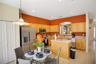 134 Sevilla Ave, Davenport, FL 33897 - Photo 10