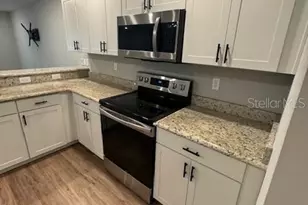 3071 Fieldwood Cir, Saint Cloud, FL 34772 - Photo 8
