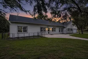 9738 Tower Pine Dr, Winter Garden, FL 34787 - Photo 2