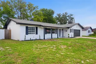 2733 Castle Oak Ave, Orlando, FL 32808 - Photo 2