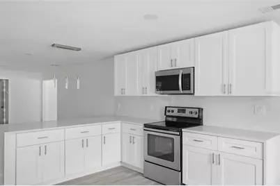 2733 Castle Oak Avenue, Orlando, FL 32808 - Photo 8