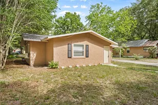 516 Pitt St, Wildwood, FL 34785 - Photo 2