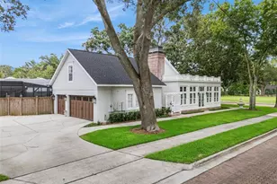 121 W Maple St, Winter Garden, FL 34787 - Photo 2