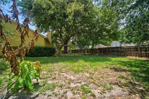 2600 Clementon Park Ct, Orlando, FL 32835 - Photo 36