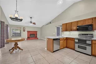 2600 Clementon Park Ct, Orlando, FL 32835 - Photo 18