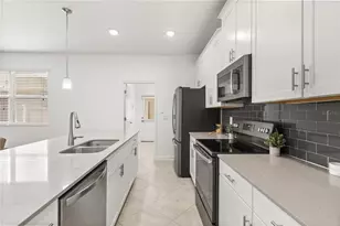 11574 Comic Aly, Orlando, FL 32832 - Photo 10
