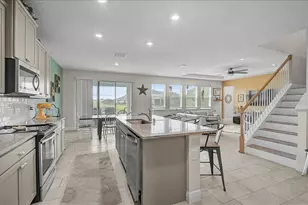 12664 Night View Dr, Sarasota, FL 34238 - Photo 10