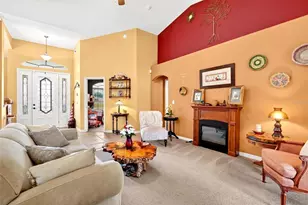 10081 SW 130th Ct, Dunnellon, FL 34432 - Photo 8