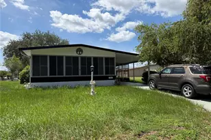 925 Beechwood Ave, The Villages, FL 32159 - Photo 1
