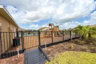 1518 Mineral Loop Dr NW, Palm Bay, FL 32907 - Photo 26