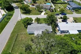 8 Flamevine Ln, Debary, FL 32713 - Photo 6
