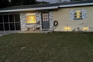 37 Pine St, Eustis, FL 32726 - Photo 1