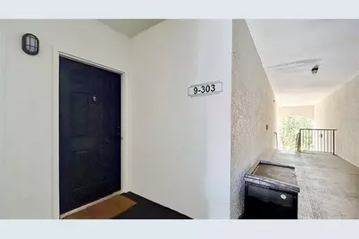 2615 Maitland Crossing Way #303, Orlando, FL 32810 - Photo 2