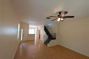 1993 Fiesta Ridge Ct, Tampa, FL 33604 - Photo 4