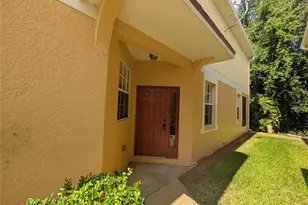 1993 Fiesta Ridge Ct, Tampa, FL 33604 - Photo 2