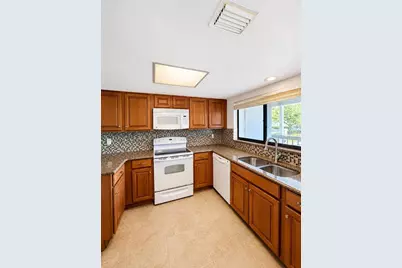 1054 Lotus Cove Court #633, Altamonte Springs, FL 32714 - Photo 2