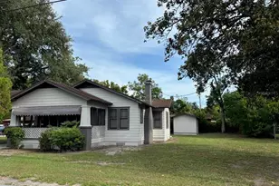 1044 W 11th St, Lakeland, FL 33805 - Photo 2