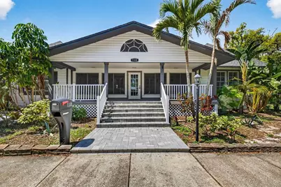 1330 Cherry Street NE, Saint Petersburg, FL 33701 - Photo 2