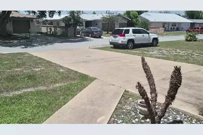 2018 Marilyn Avenue, Winter Haven, FL 33881 - Photo 8