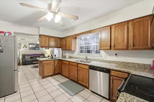 137 Wood Hall Dr, Mulberry, FL 33860 - Photo 18