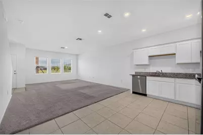 381 Grand Pine Lane, Saint Cloud, FL 34771 - Photo 8
