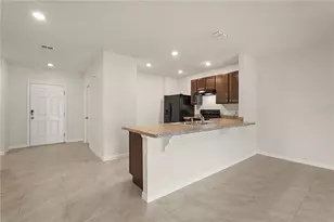 9031 Wildflower Ln, Kissimmee, FL 34747 - Photo 8