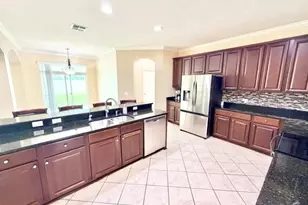 2103 Candlenut Cir, Apopka, FL 32712 - Photo 8