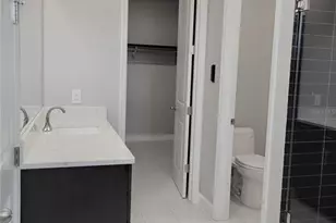 11531 Charnock Dr, Windermere, FL 34786 - Photo 22