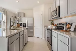 4417 Lake Fox Dr, Lakeland, FL 33810 - Photo 12