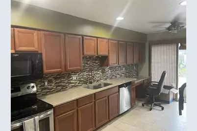 9828 Bubbling Brook Court, Oviedo, FL 32765 - Photo 6