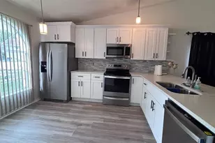 6518 Spring Land Ct, Orlando, FL 32818 - Photo 4