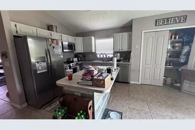 1045 Kelsey Avenue, Oviedo, FL 32765 - Photo 6