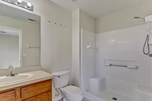 8407 Blue Lagoon Dr, Kissimmee, FL 34747 - Photo 20