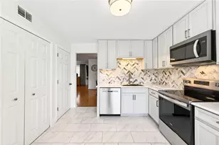 2218 McMahon Ct, Orlando, FL 32812 - Photo 10