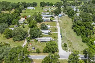 1389 NW 7th Ln, Lake Panasoffkee, FL 33538 - Photo 38