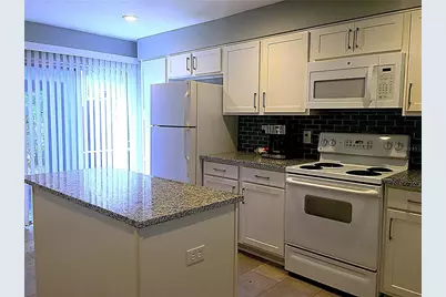 1311 E Washington Street, Orlando, FL 32801 - Photo 4