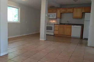 1328 Cloverlawn Ave, Orlando, FL 32806 - Photo 4