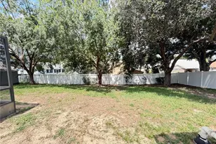 878 High Pointe Cir, Minneola, FL 34715 - Photo 22