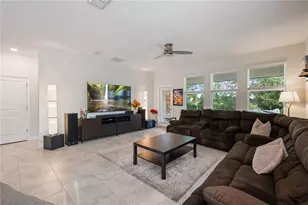 8926 Fallen Oak Dr, Davenport, FL 33896 - Photo 12