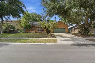733 Swaying Palm Dr, Apopka, FL 32712 - Photo 1