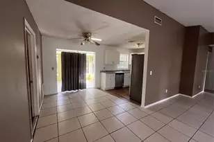 214 Bluefield Ave, Deltona, FL 32738 - Photo 4