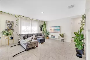 831 Turner Ln, Winter Haven, FL 33881 - Photo 4