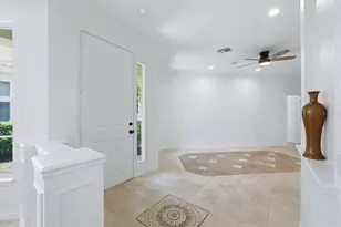 4315 Reflections Pkwy, Sarasota, FL 34233 - Photo 6