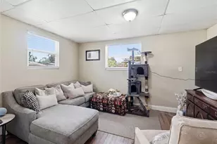 1410 Kozart Ct, Orlando, FL 32811 - Photo 4