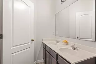 11472 Center Lake Dr, Windermere, FL 34786 - Photo 20