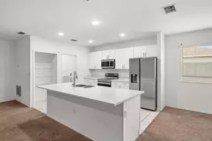 704 Pasteur Ln, Kissimmee, FL 34759 - Photo 22