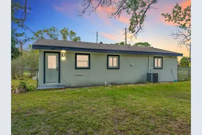825 E Church Ave, Longwood, FL 32750 - Photo 2