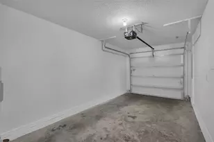 2900 Clarabelle Ct, Kissimmee, FL 34743 - Photo 34